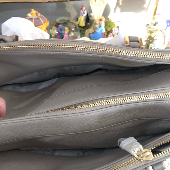 NWT Tory Burch Thea Triple Zip Satchel - Picture 7 of 8